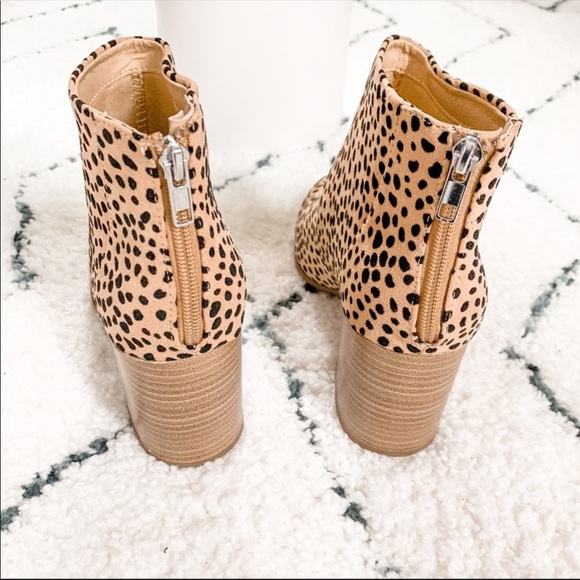 Leopard print ankle booties cheetah wood block - Picture 8 of 9
